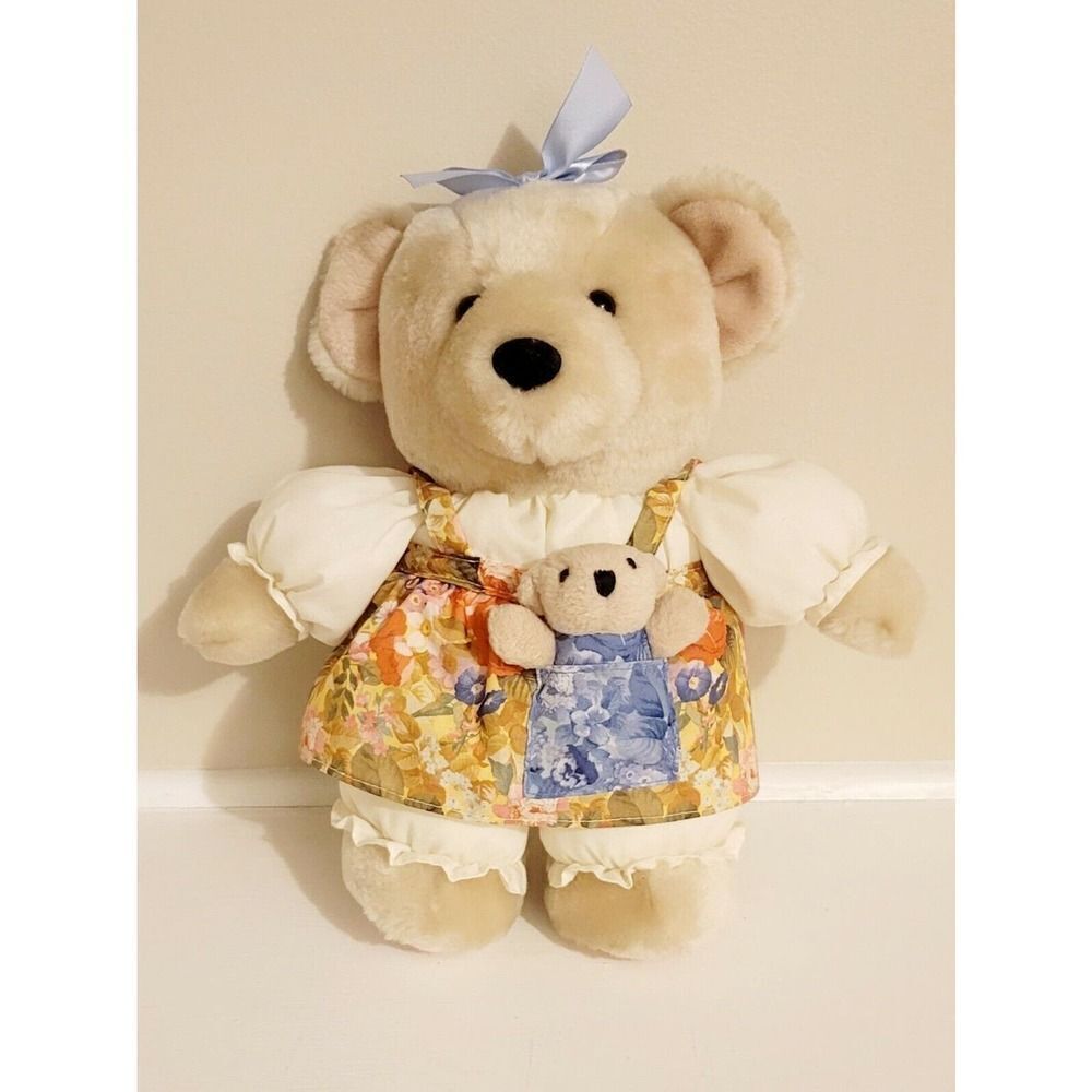 Hallmark Plush Mom Bear 10" w/ Baby